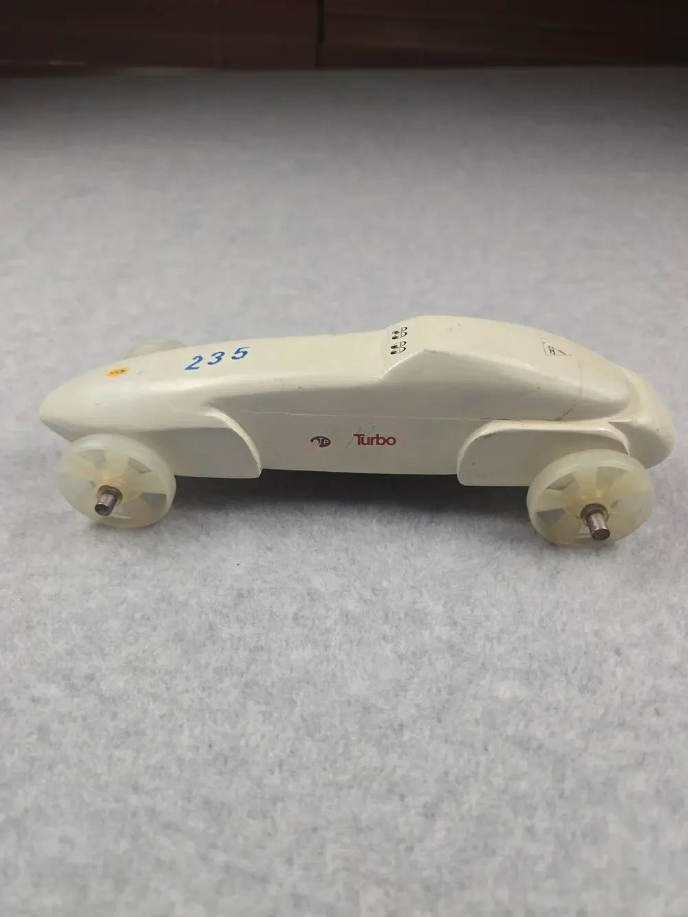 Vintage Pinewood Derby Car Custom White Streamliner Race Car #235 Awana